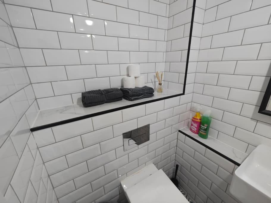 New Studio Flat In Old Street - Zone 1 Londres Exterior foto